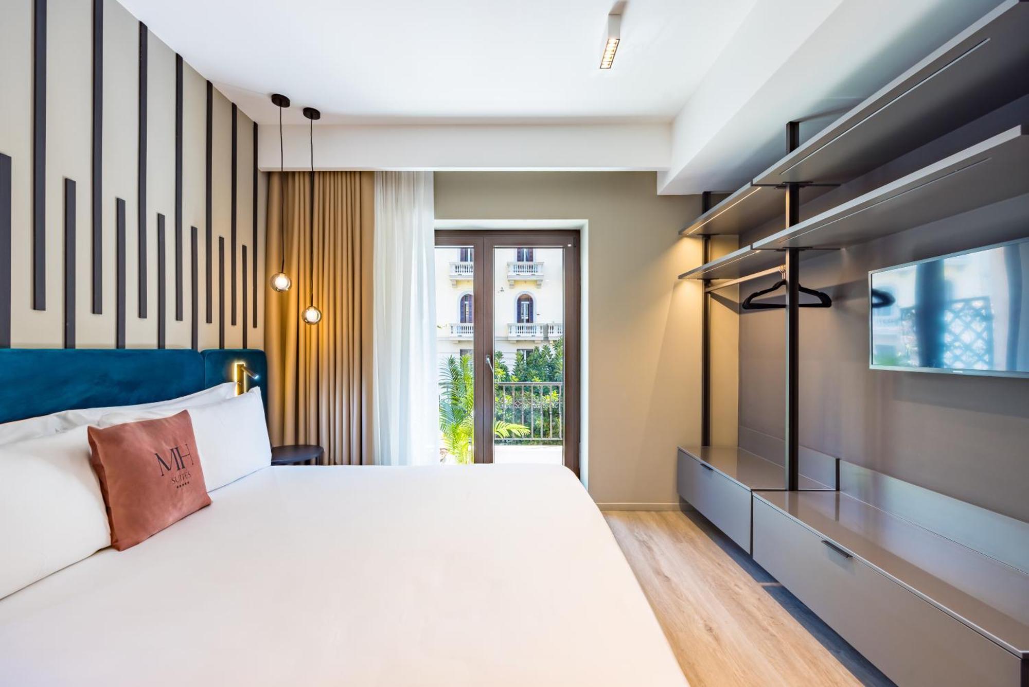 Mh Suites Plebiscito Napoli Esterno foto
